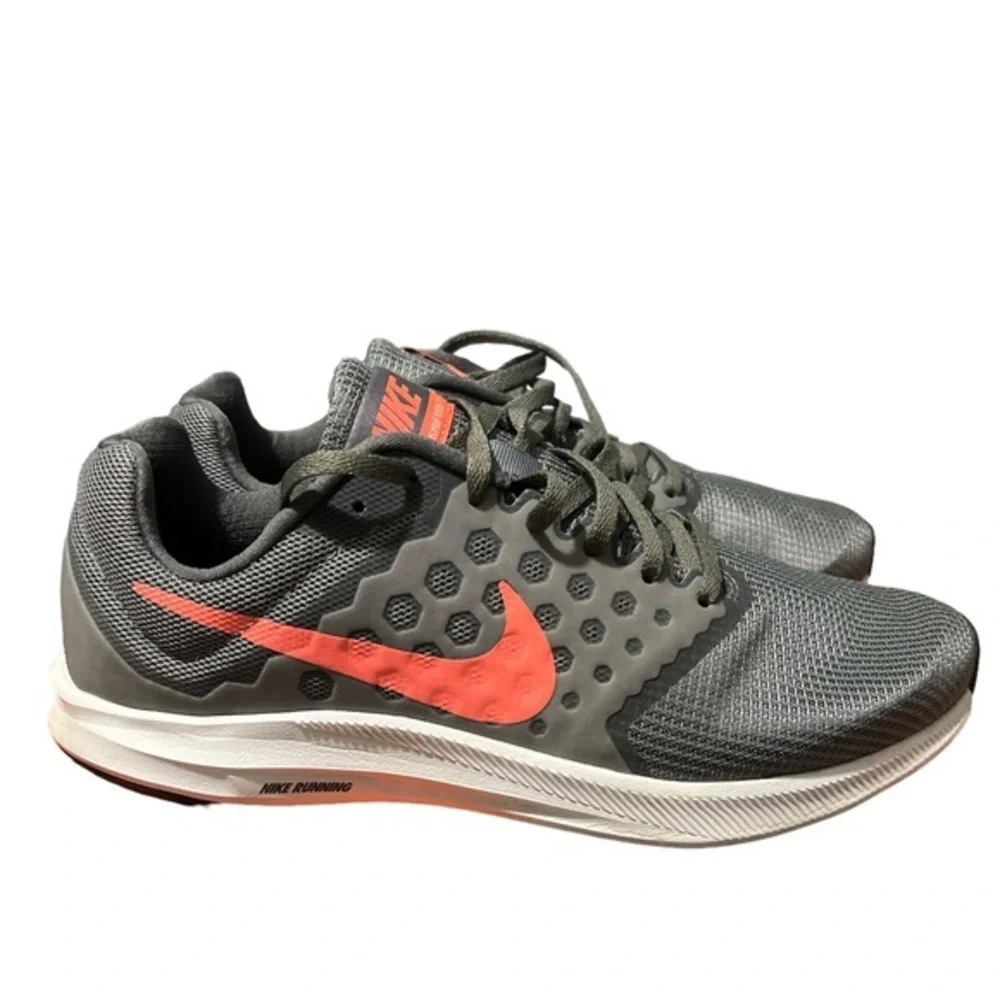 Nike Downshifter 7 Women’s Running Shoes sneakers gray and pink size 9W‎